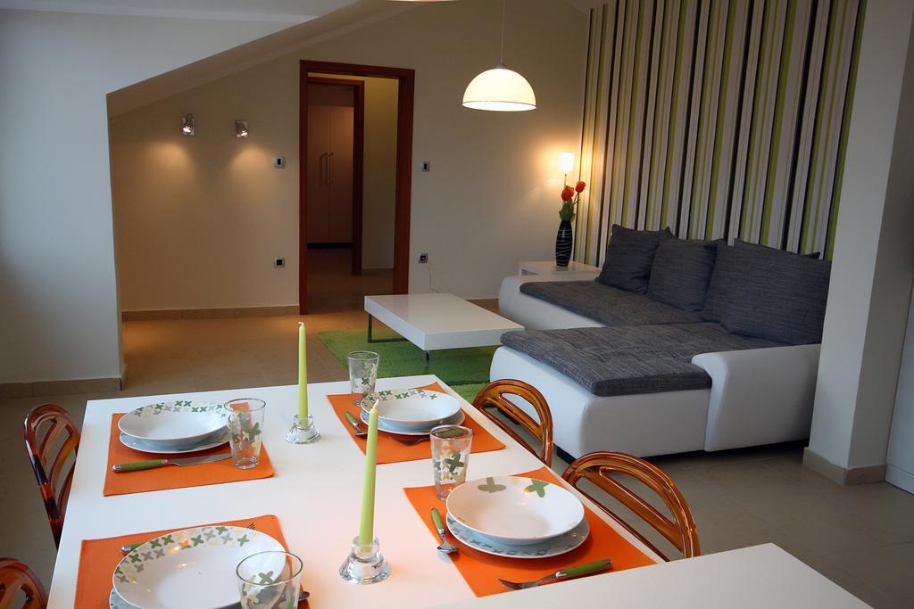 Domador Rooms & Apartments Bečići Esterno foto
